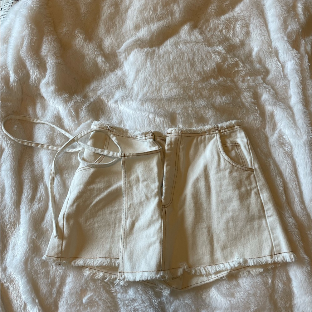 Off white jean skort